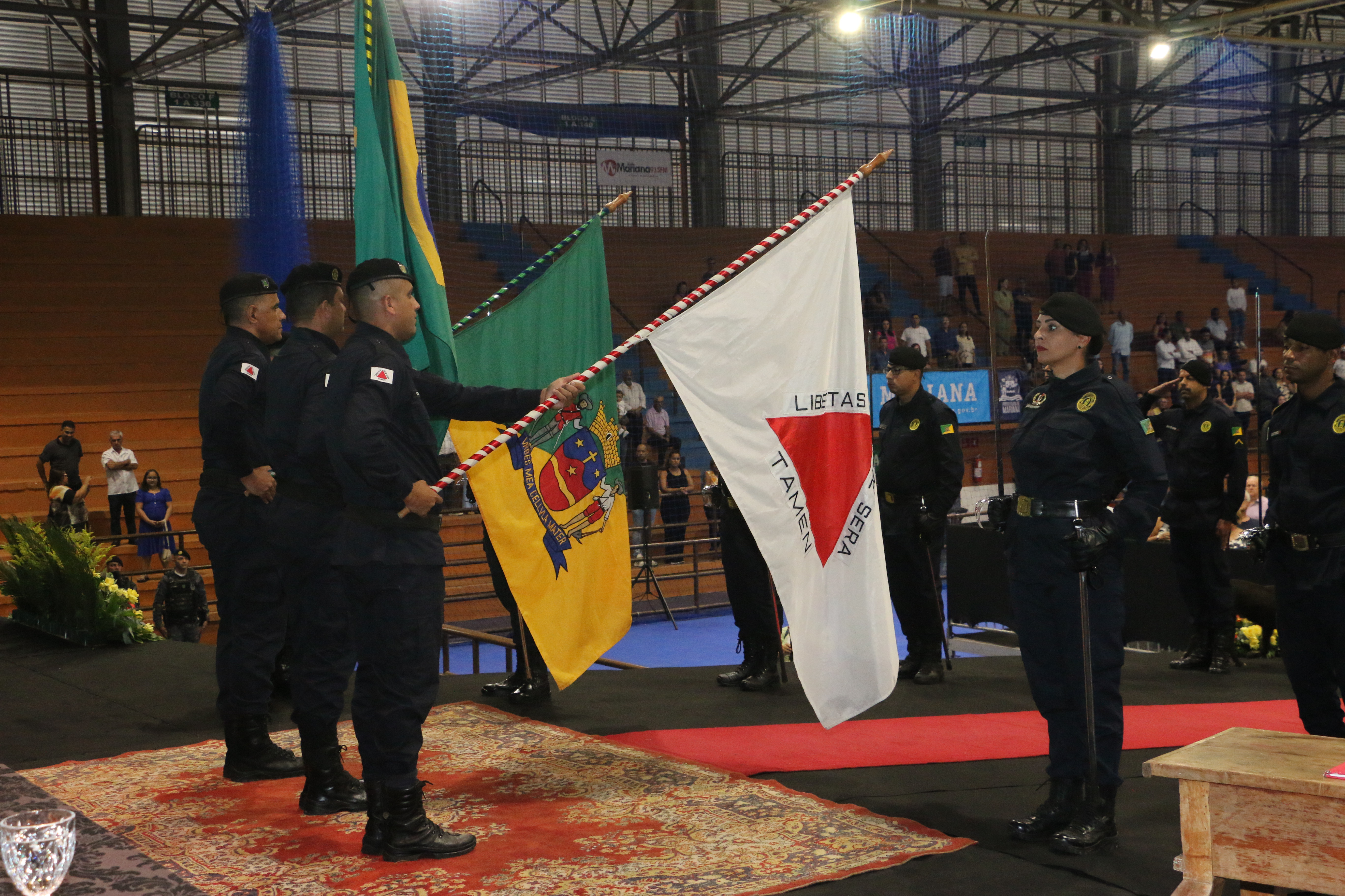 Câmara de Mariana inicia Legislatura 2025-2028 e empossa o prefeito Juliano Duarte e a vice-prefeita Sônia Azzi