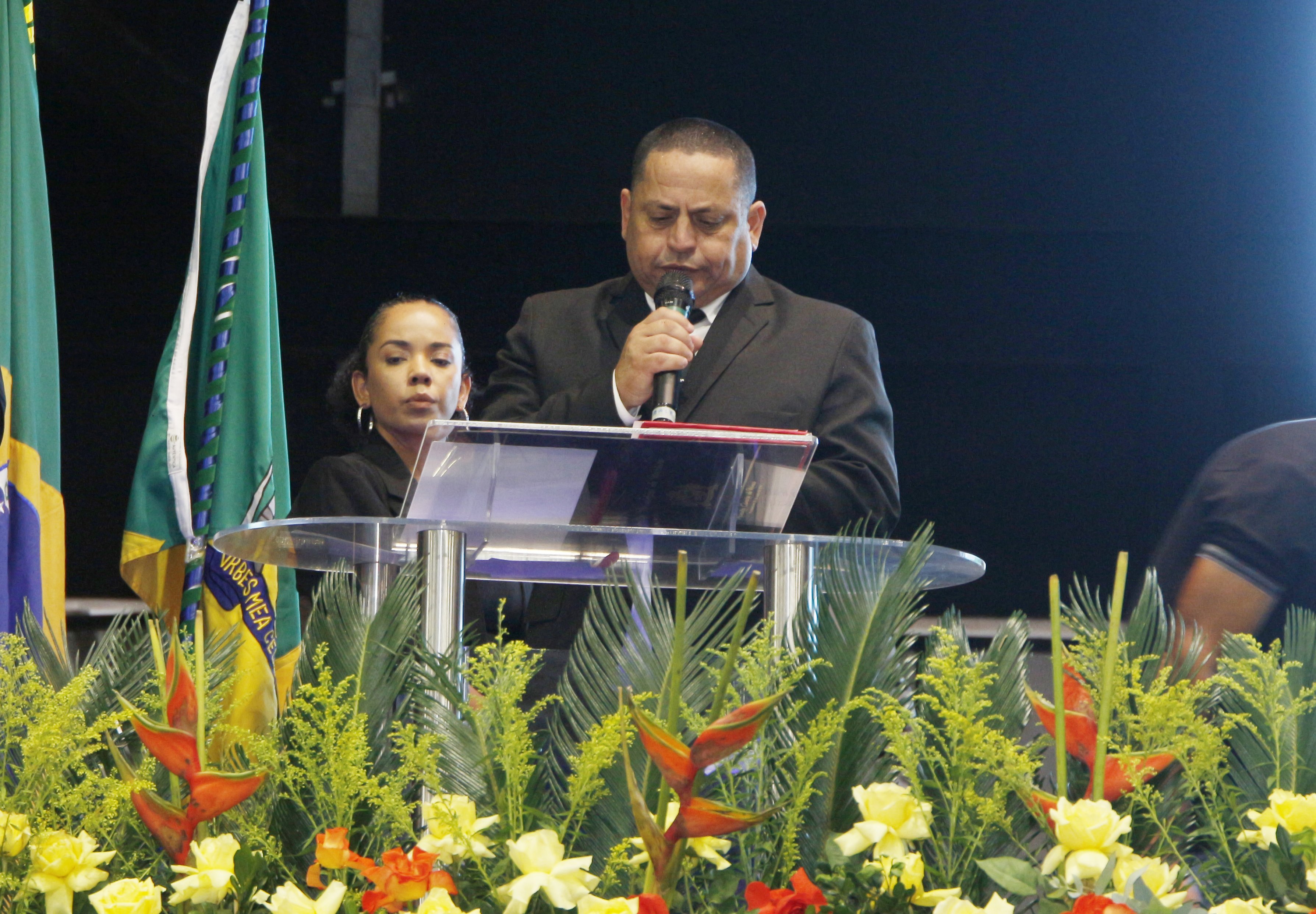 Câmara de Mariana inicia Legislatura 2025-2028 e empossa o prefeito Juliano Duarte e a vice-prefeita Sônia Azzi