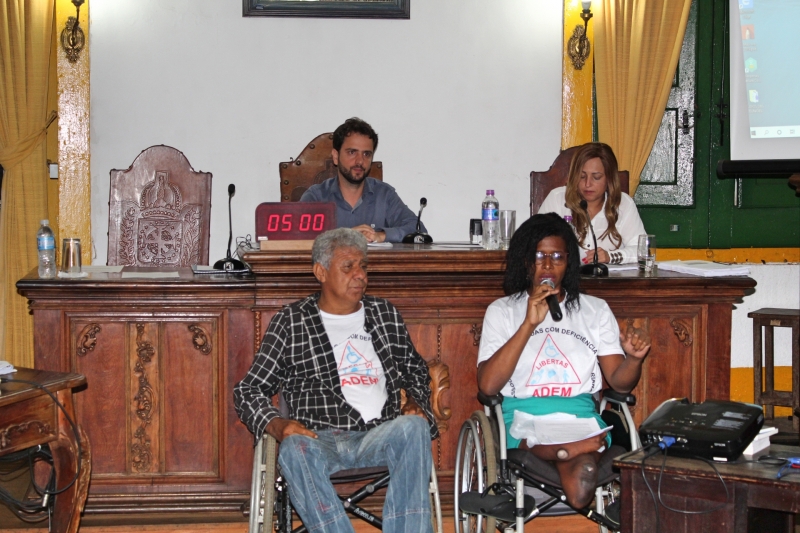 Vereadores debatem os assuntos da 38ª Reunião Ordinária.