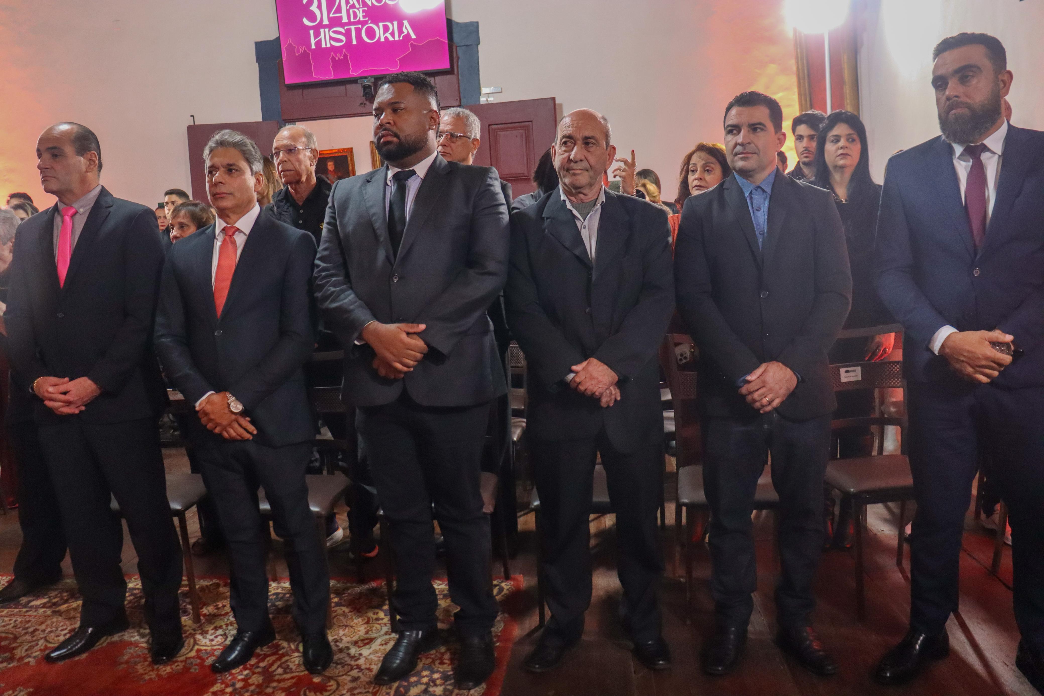Câmara concede títulos de Cidadania Honorária e medalhas do Mérito Legislativo no dia dos seus 314 anos de fundação