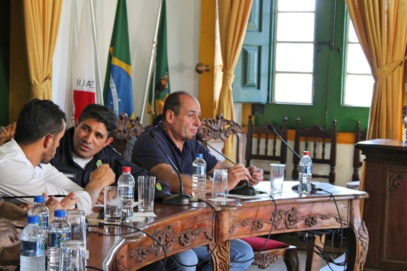 Vereador Fernando Sampaio (PRB) votou a favor, mas solicitou criação de sindicância.